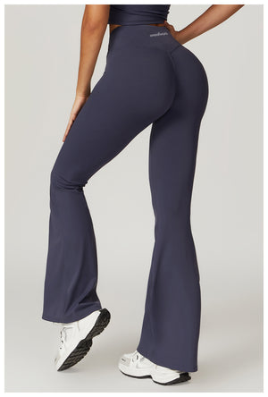 117 Legging Acampanado Corte V
